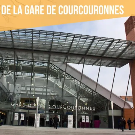 Le Cosy Yellow Lumineux A 5 Min De La Gare D'evry Avec Parking Gratuit 公寓 Courcouronnes